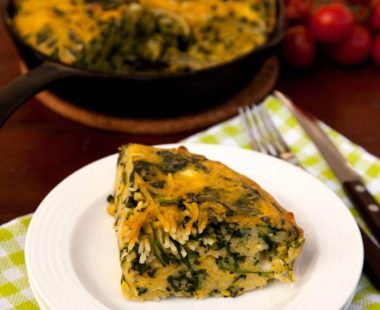 fritatta-cu-paste-baneasa-si-spanac-0