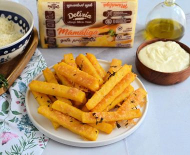 sticks-de-mamaliga-cu-parmezan-2