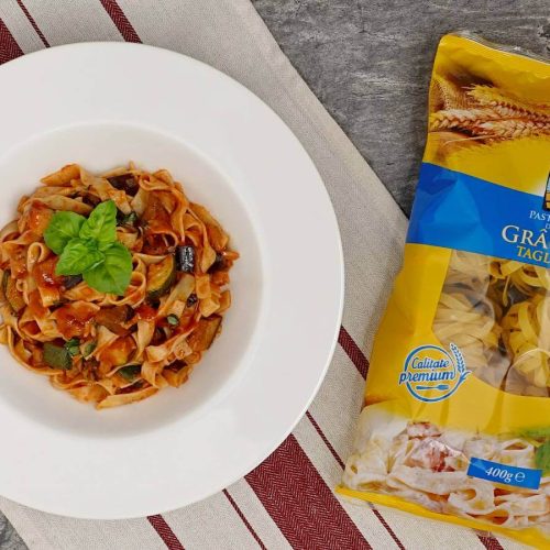 tagliatelle coperta d