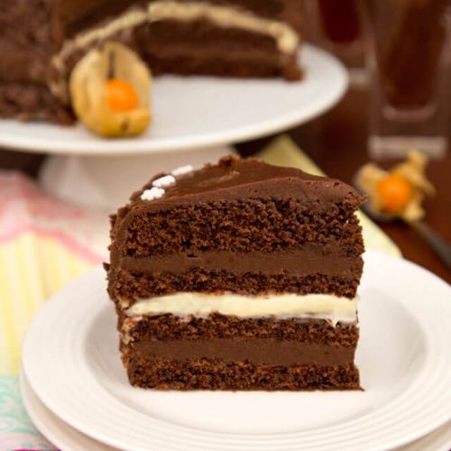 tort-de-ciocolata-cu-miez-de-lapte